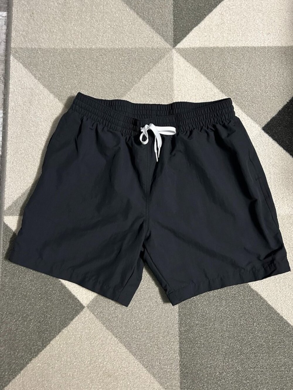 Chubbies The Bloomerangs Black Stretch 6" Swim Trunks Men's Size L